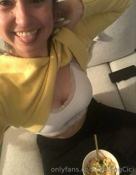 Smilingcici