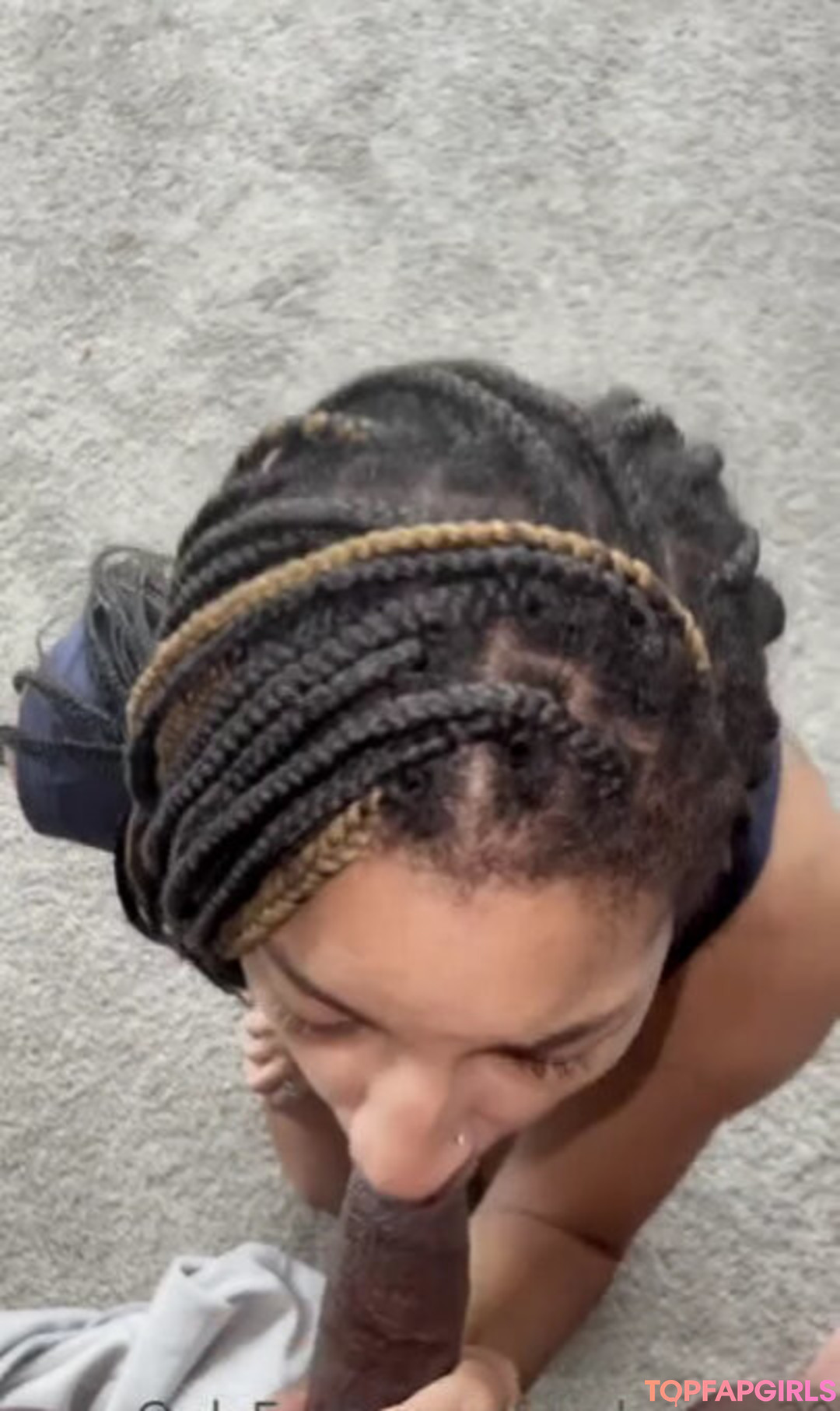 Naakte gelekte OnlyFans-foto van Foxybrown20 #29 Naakte gelekte OnlyFans-foto van Foxybrown20 #29