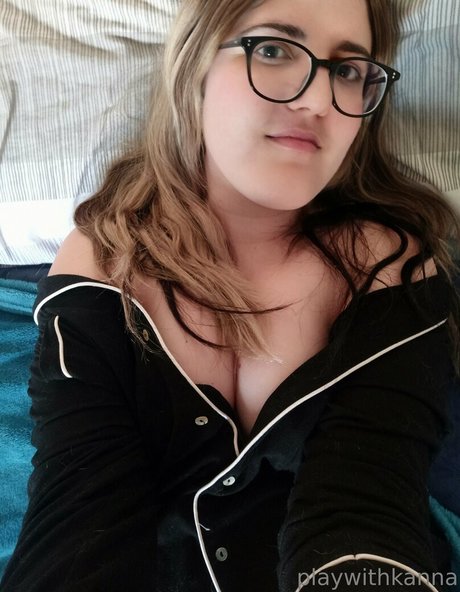 Naakte gelekte OnlyFans-foto van Playwithkanna
