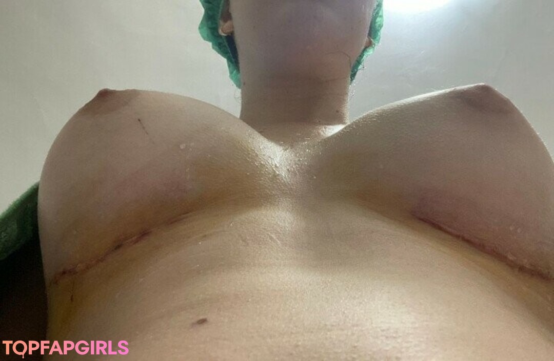 Naakte gelekte OnlyFans-foto van Bianca Andrade #43 Naakte gelekte OnlyFans-foto van Bianca Andrade #43