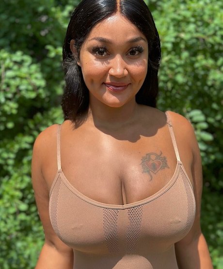 Darla Dimples