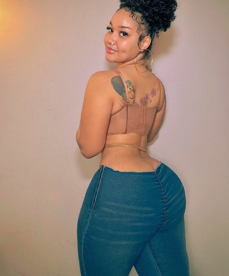 Darla Dimples