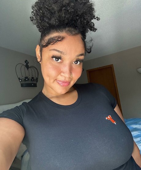 Darla Dimples