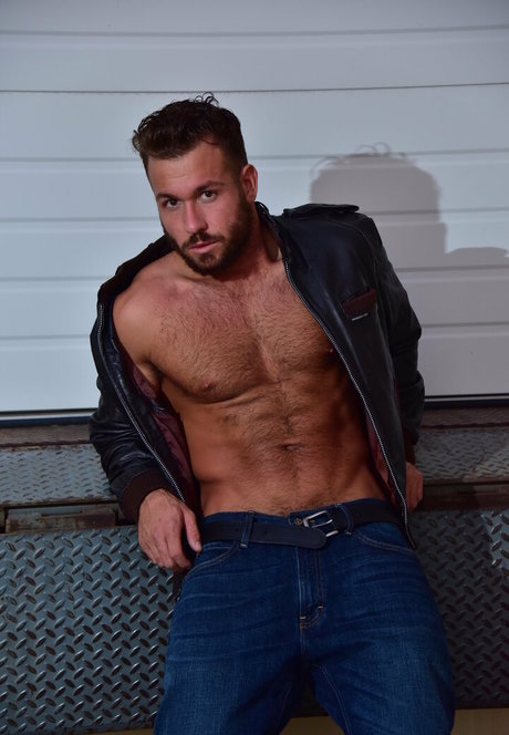 Naakte gelekte OnlyFans-foto van Chadwhitexxxfree