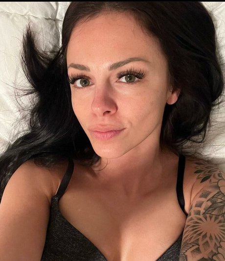 Jade Banx