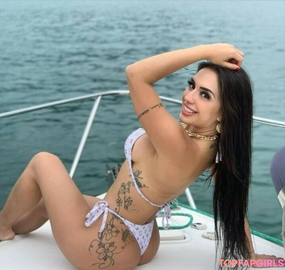 Naakte gelekte OnlyFans-foto van Bruna Corradini #23 Naakte gelekte OnlyFans-foto van Bruna Corradini #23