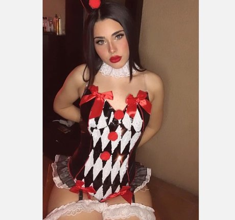 Naakte gelekte OnlyFans-foto van Adriana Olivarez