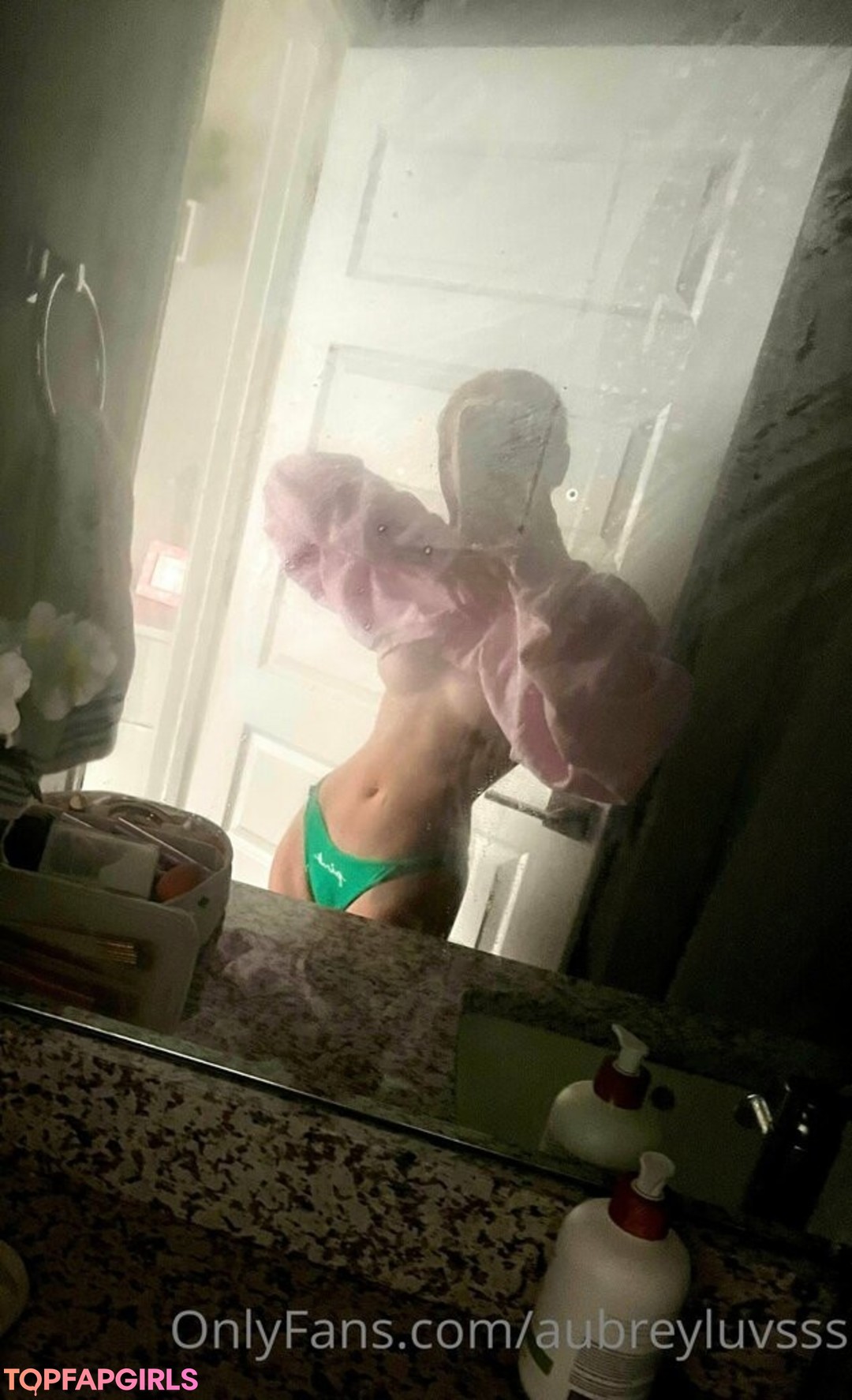 Naakte gelekte OnlyFans-foto van Aubreyluvsss #108 Naakte gelekte OnlyFans-foto van Aubreyluvsss #108