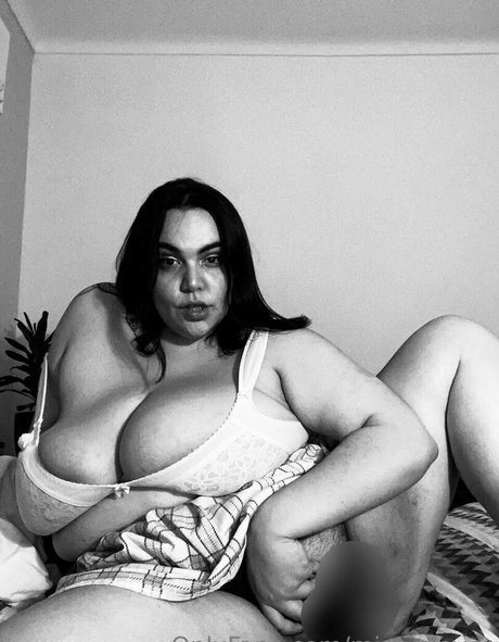 Naakte gelekte OnlyFans-foto van Missclover