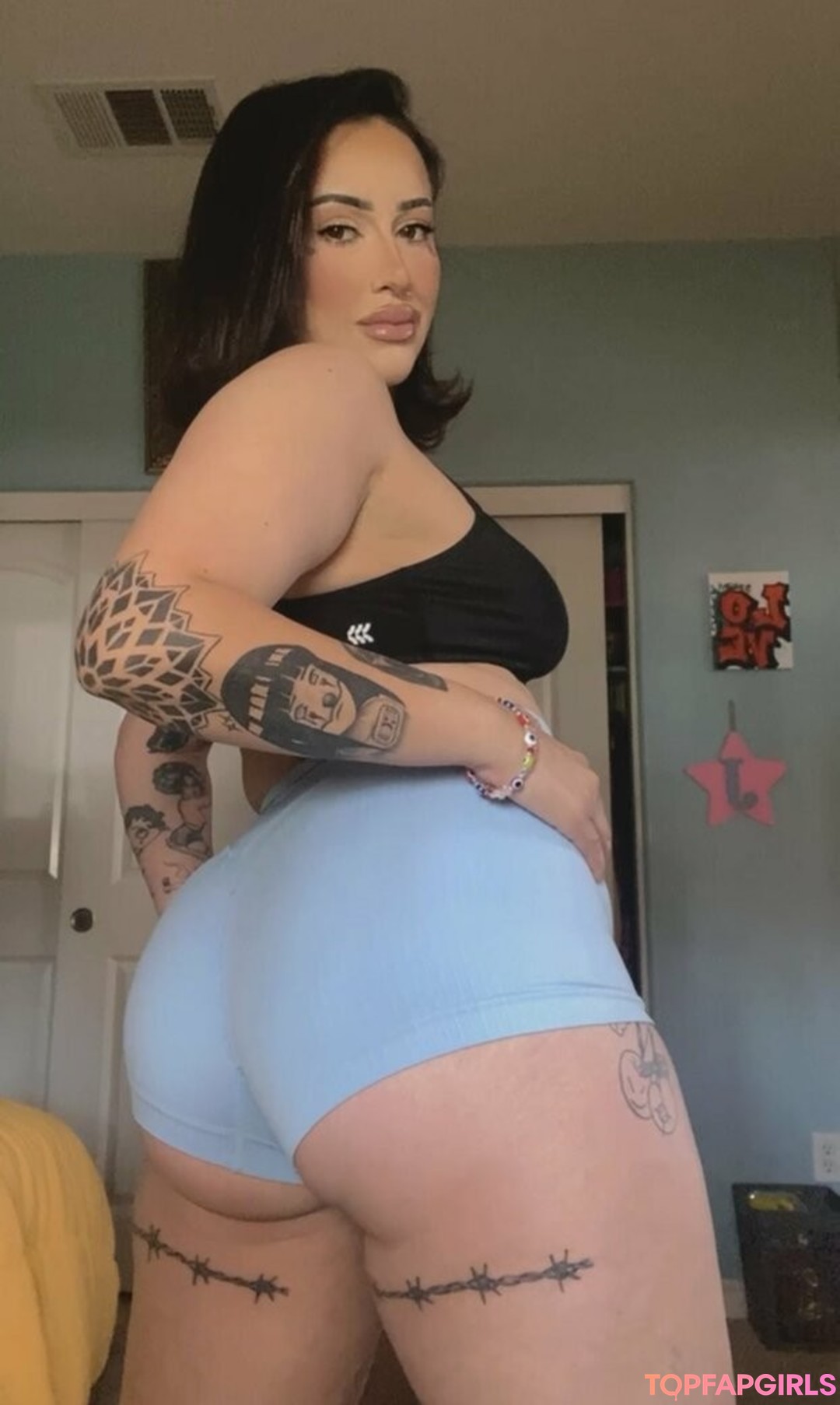 Naakte gelekte OnlyFans-foto van Getabaghoe #24 Naakte gelekte OnlyFans-foto van Getabaghoe #24