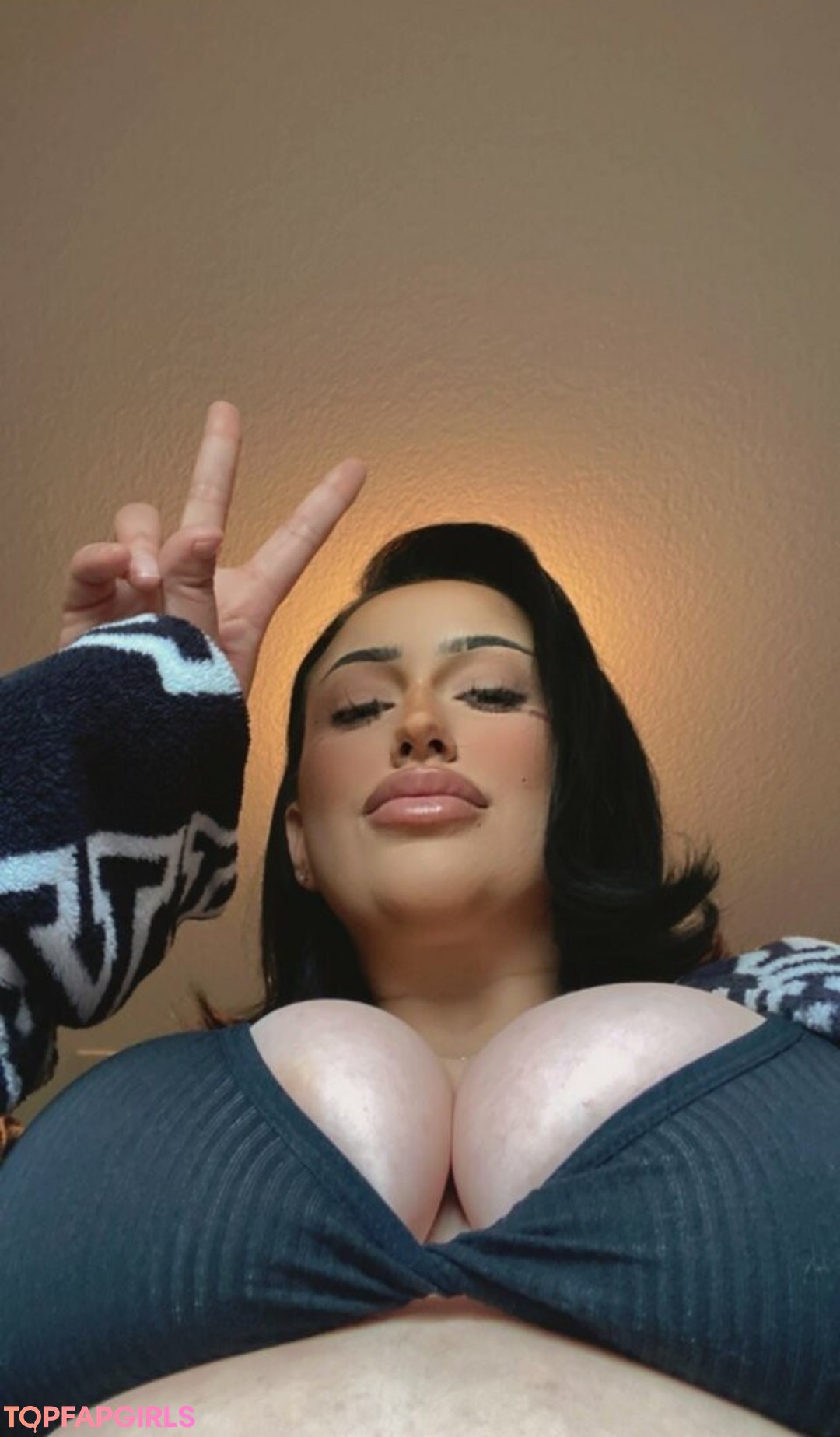 Naakte gelekte OnlyFans-foto van Getabaghoe #27 Naakte gelekte OnlyFans-foto van Getabaghoe #27