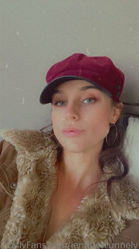 Naakte gelekte OnlyFans-foto van Jennifercunnely