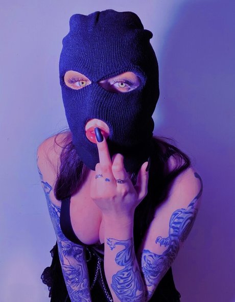 Naakte gelekte OnlyFans-foto van Morgan Adams