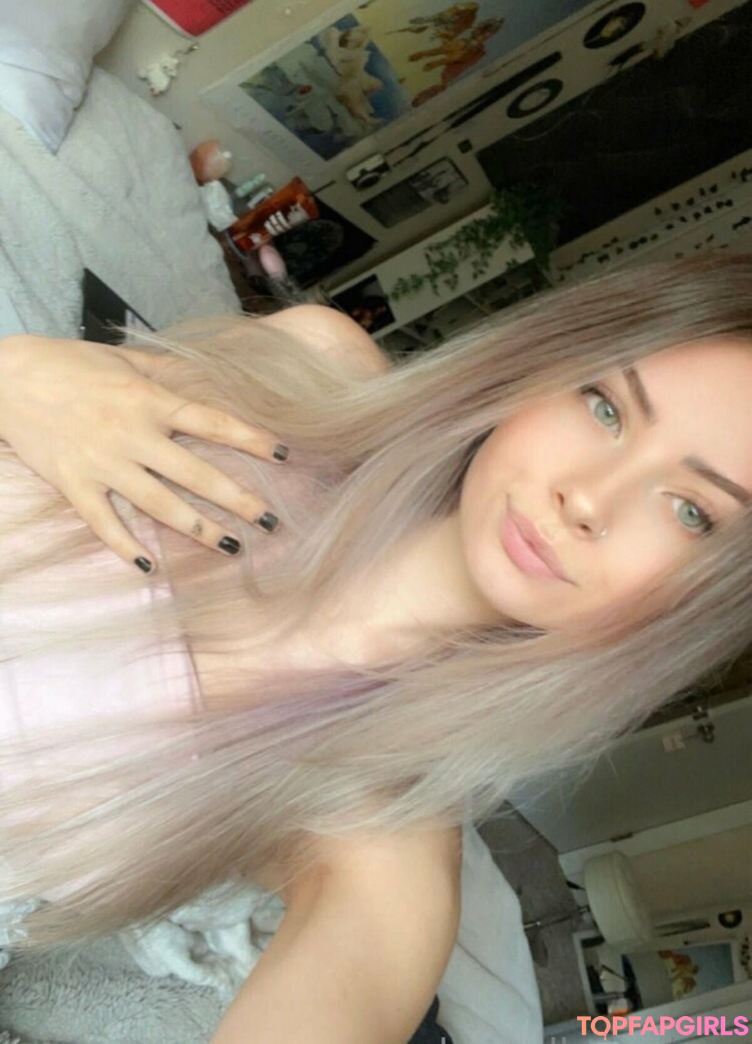 Naakte gelekte OnlyFans-foto van Alignedbyjuniper #150 Naakte gelekte OnlyFans-foto van Alignedbyjuniper #150