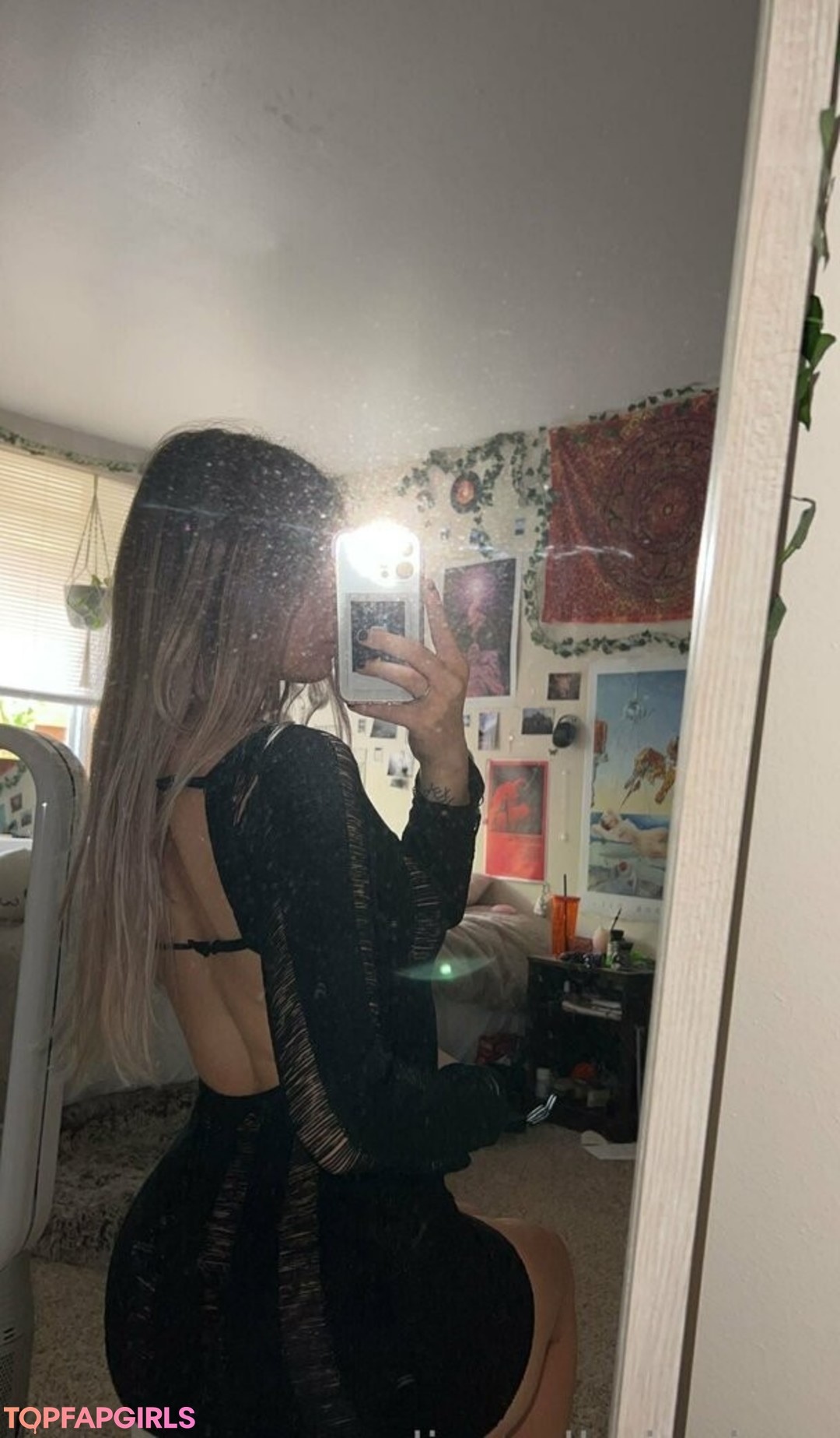 Naakte gelekte OnlyFans-foto van Alignedbyjuniper #159 Naakte gelekte OnlyFans-foto van Alignedbyjuniper #159