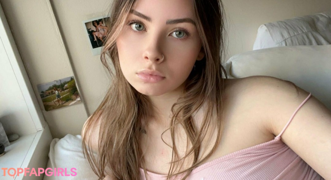 Naakte gelekte OnlyFans-foto van Alignedbyjuniper #39 Naakte gelekte OnlyFans-foto van Alignedbyjuniper #39