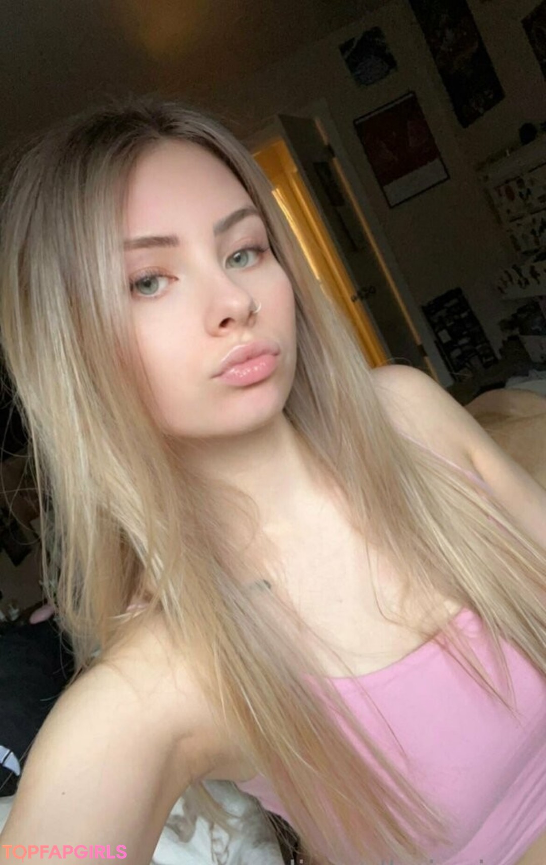 Naakte gelekte OnlyFans-foto van Alignedbyjuniper #50 Naakte gelekte OnlyFans-foto van Alignedbyjuniper #50