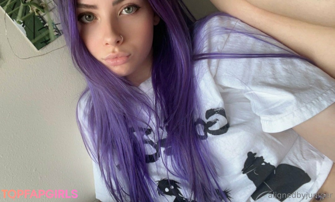 Naakte gelekte OnlyFans-foto van Alignedbyjuniper #76 Naakte gelekte OnlyFans-foto van Alignedbyjuniper #76