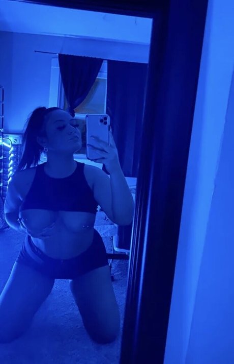 Naakte gelekte OnlyFans-foto van Lexiire