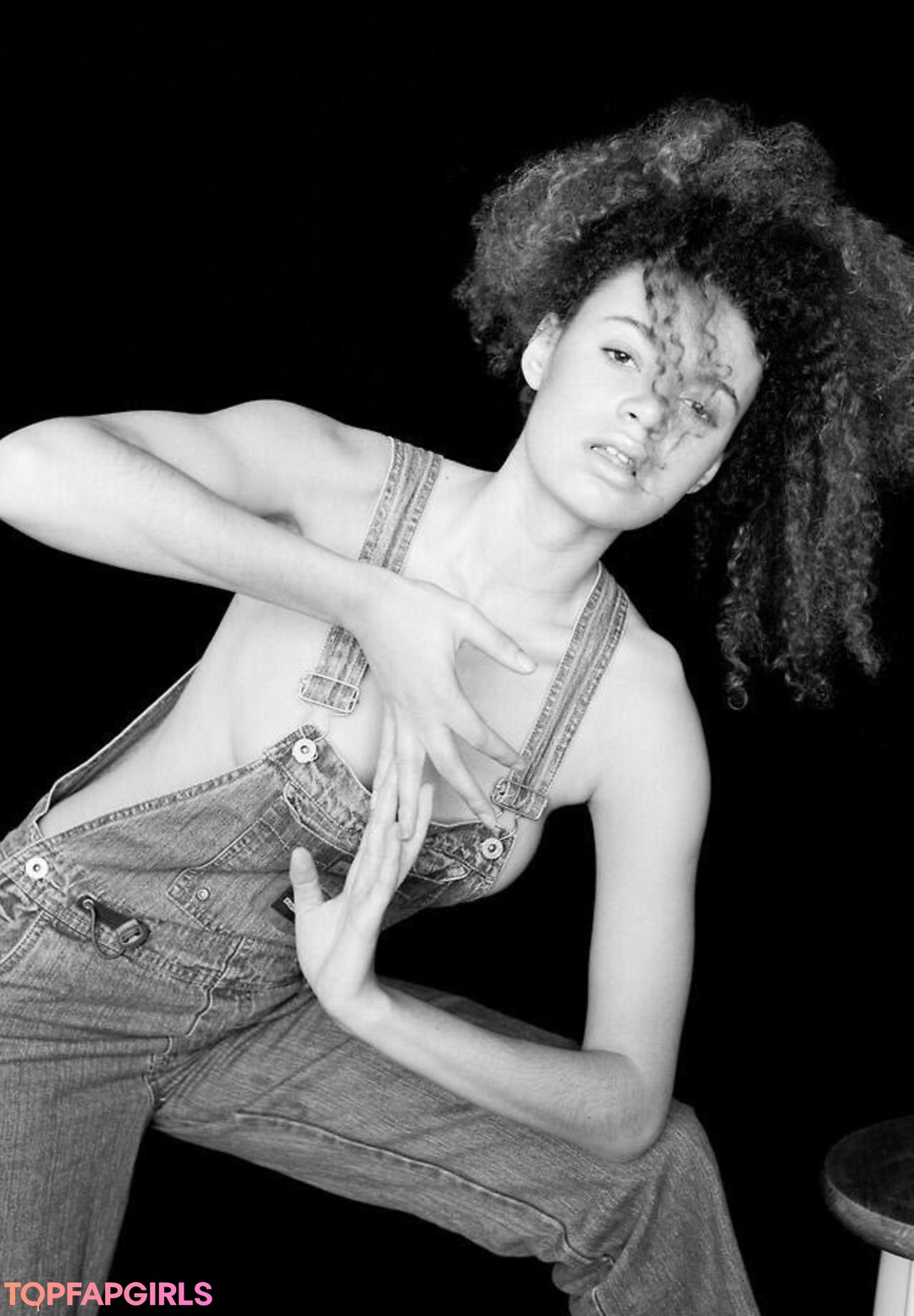 Naakte gelekte OnlyFans-foto van Laraneverlaura #163 Naakte gelekte OnlyFans-foto van Laraneverlaura #163