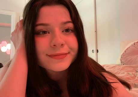 Naakte gelekte OnlyFans-foto van Aveykitty