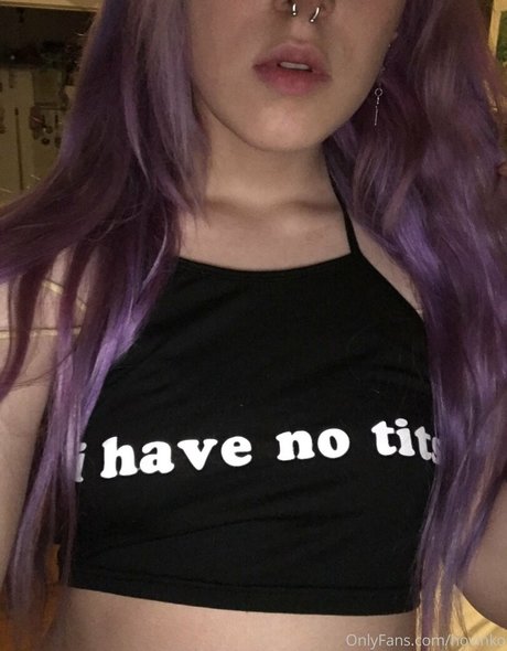 Naakte gelekte OnlyFans-foto van Locorory