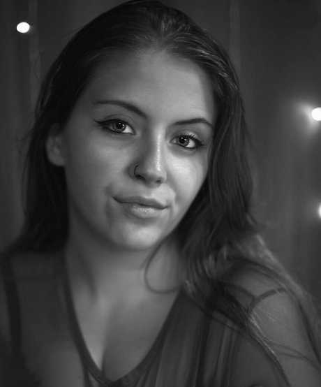 Naakte gelekte OnlyFans-foto van Scarlette Sun