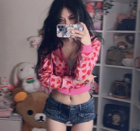 Naakte gelekte OnlyFans-foto van Basedlilv