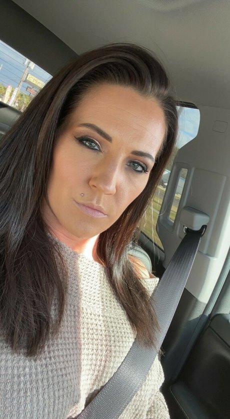 Naakte gelekte OnlyFans-foto van Hotwifebrookeblaze