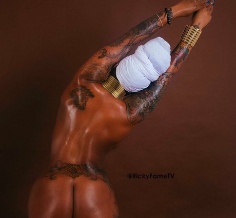 Naakte gelekte OnlyFans-foto van Itsjustrocky