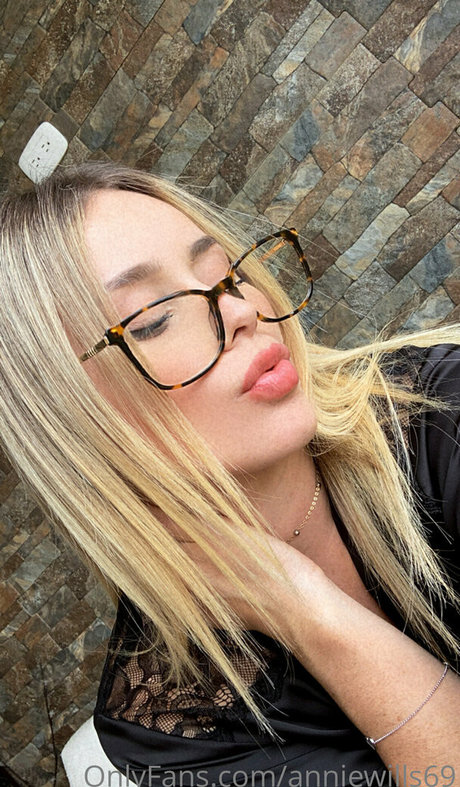 Anniewillfree