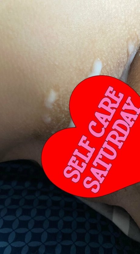 Naakte gelekte OnlyFans-foto van Babywb