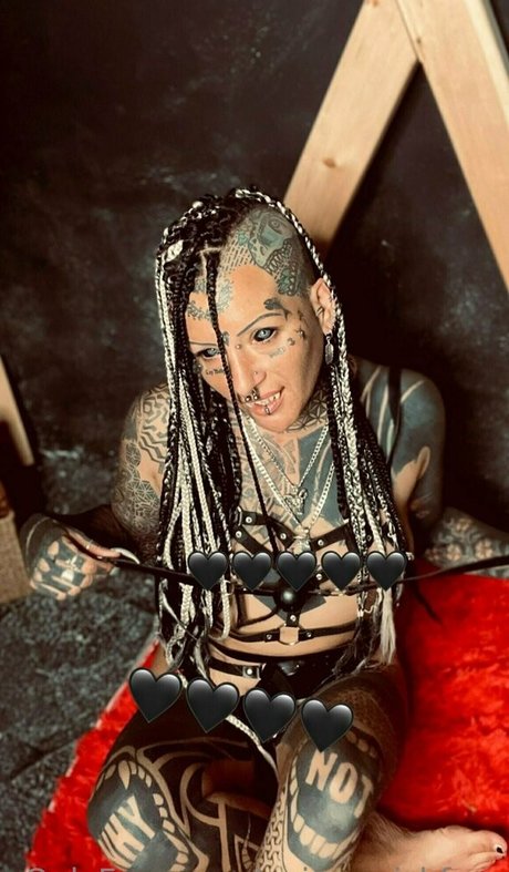 Naakte gelekte OnlyFans-foto van Poisonwishfree