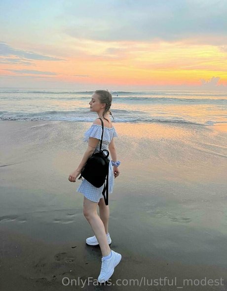Lustful_modest