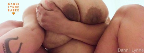 Naakte gelekte OnlyFans-foto van Lovedannilynnee