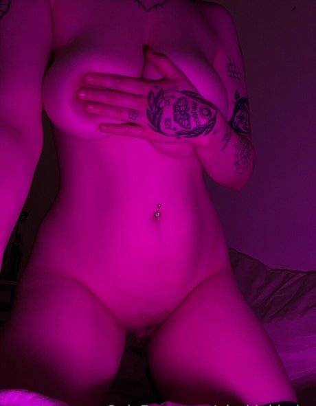 Naakte gelekte OnlyFans-foto van Xalicee