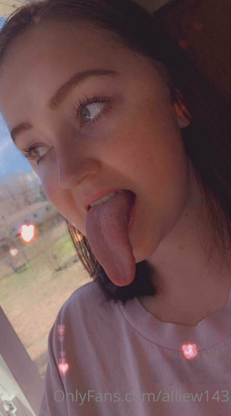 Naakte gelekte OnlyFans-foto van Toxicallietongue