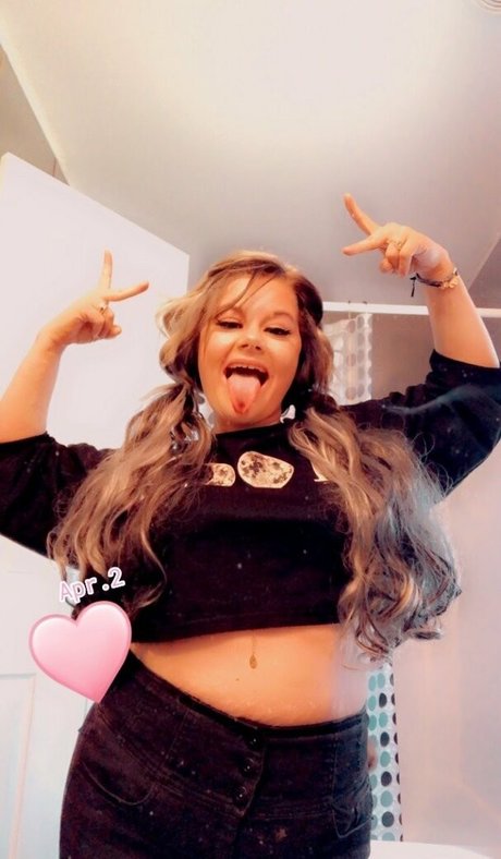 Naakte gelekte OnlyFans-foto van Moonmomma369