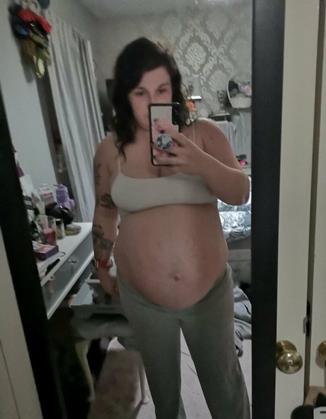 Pregnantgothmama
