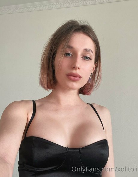 Naakte gelekte OnlyFans-foto van Annaliana