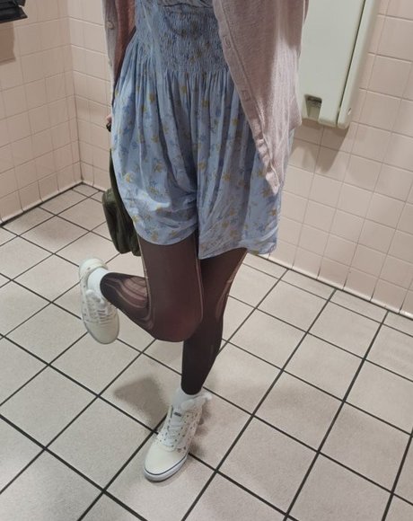 Naakte gelekte OnlyFans-foto van Bunimilk