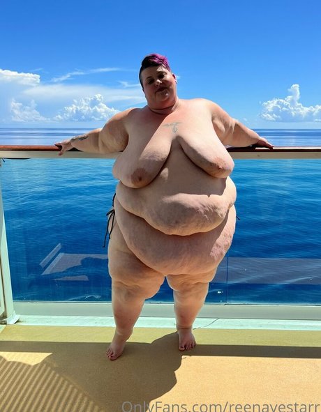 Naakte gelekte OnlyFans-foto van Reenayestarr