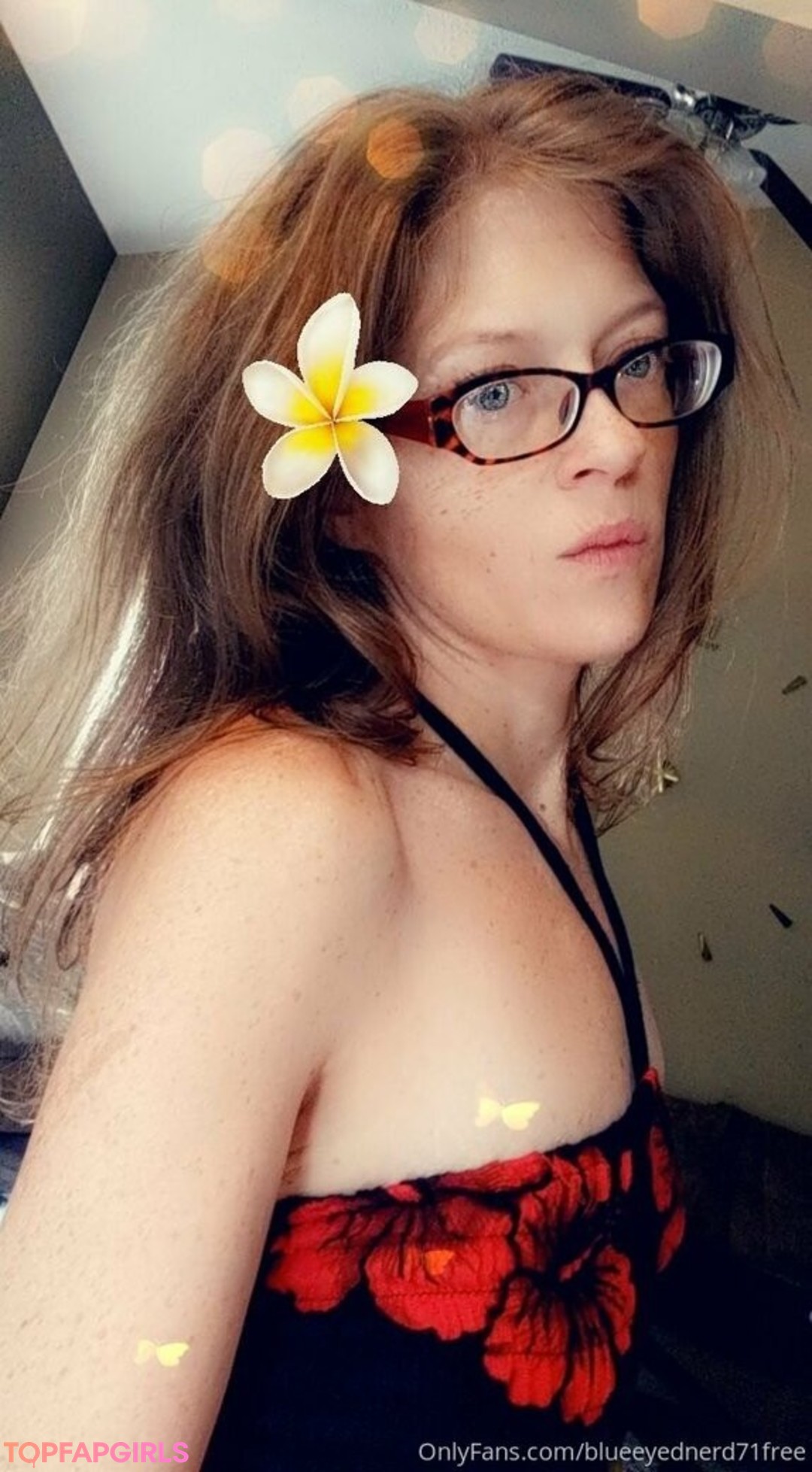 Naakte gelekte OnlyFans-foto van Blueeyednerd71free #22 Naakte gelekte OnlyFans-foto van Blueeyednerd71free #22