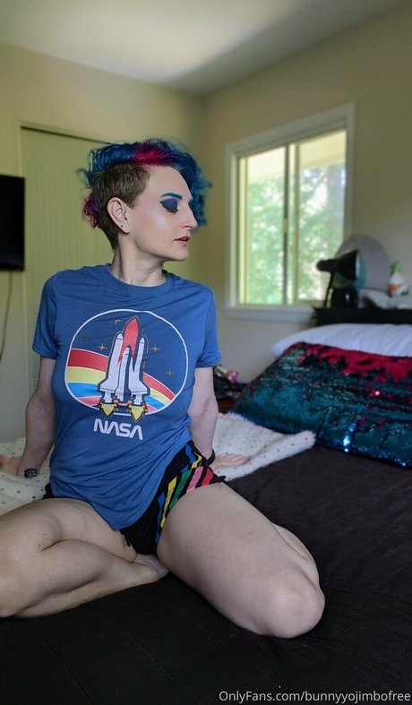 Naakte gelekte OnlyFans-foto van Bunnyyojimbofree