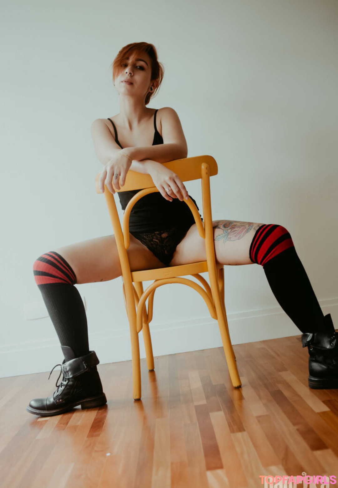 Naakte gelekte OnlyFans-foto van Paprika #1163