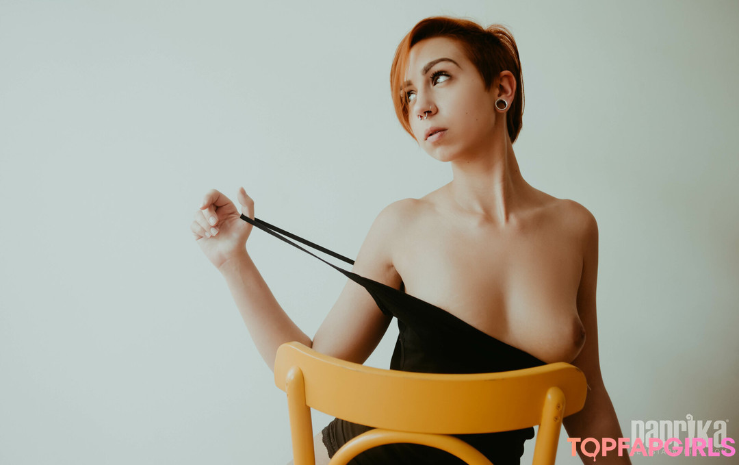 Naakte gelekte OnlyFans-foto van Paprika #1168