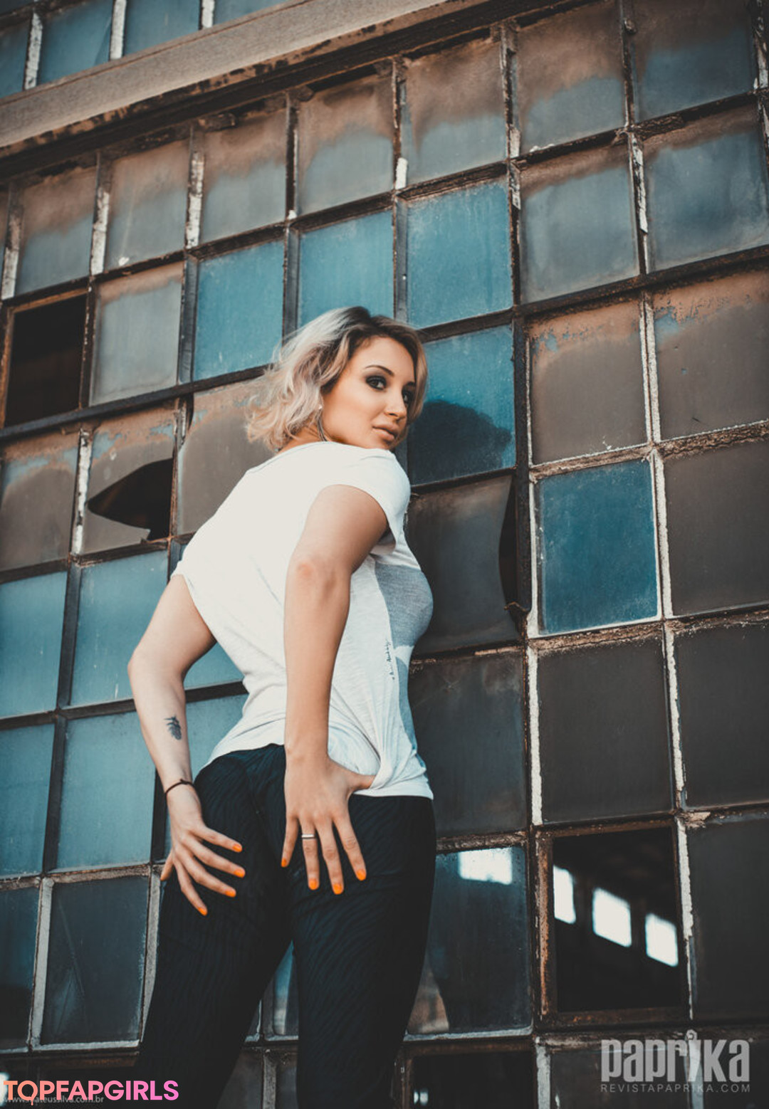 Naakte gelekte OnlyFans-foto van Paprika #1297