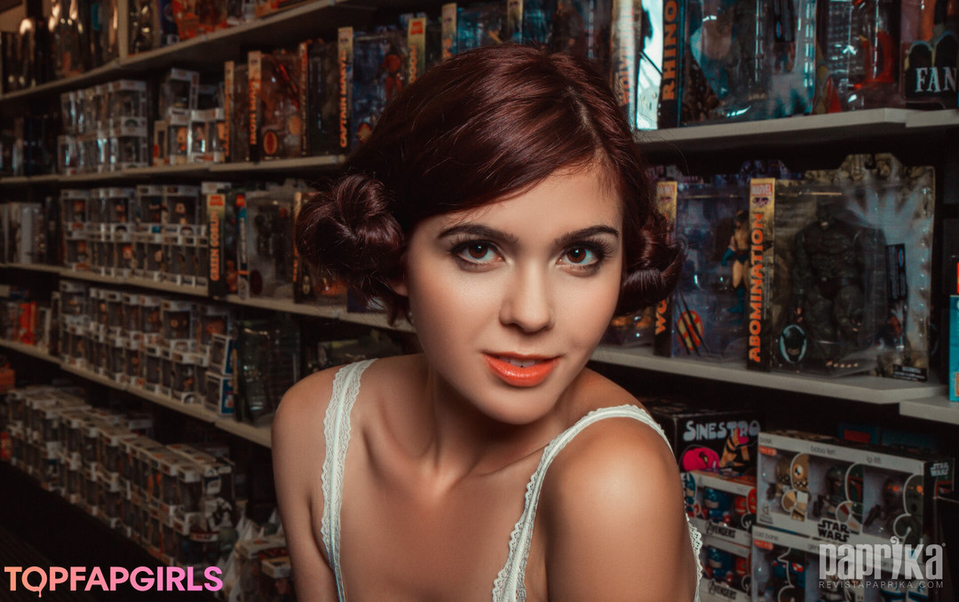 Naakte gelekte OnlyFans-foto van Paprika #1413