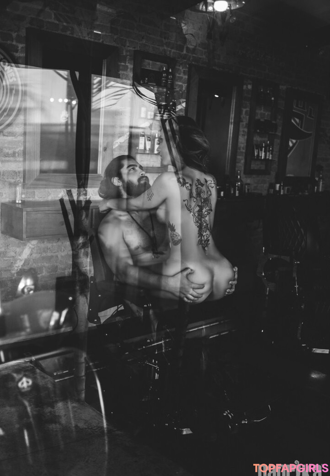 Naakte gelekte OnlyFans-foto van Paprika #1784