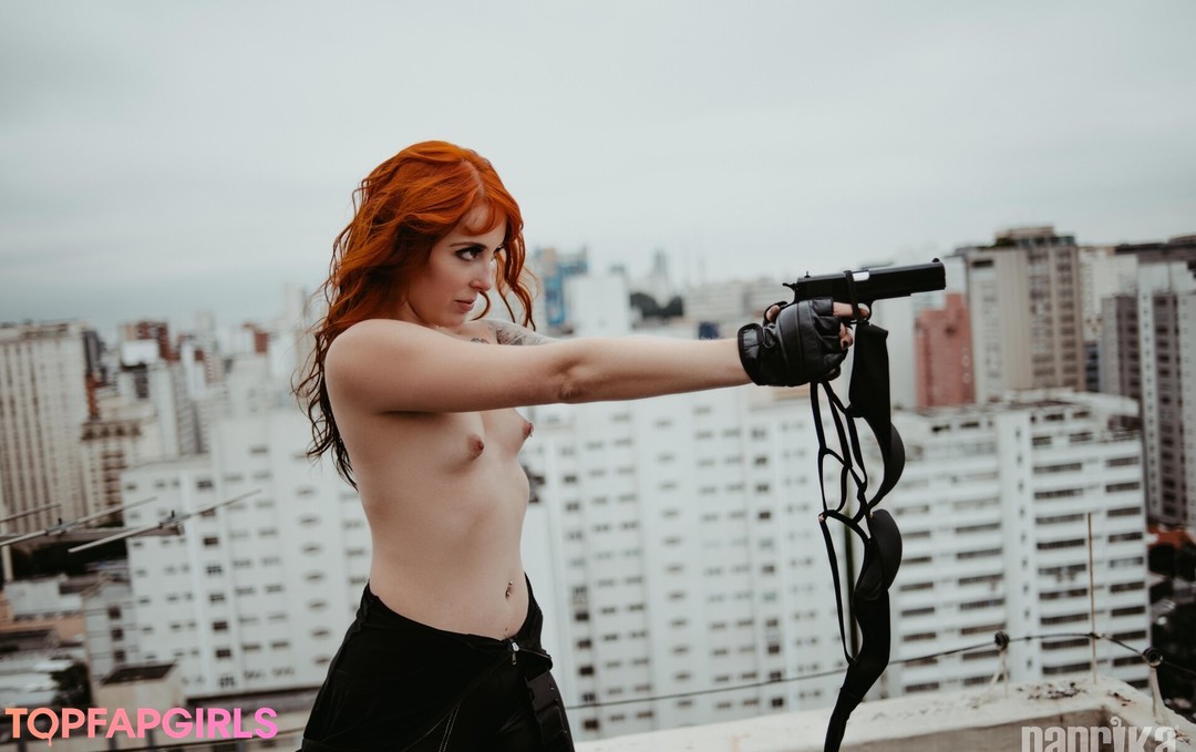 Naakte gelekte OnlyFans-foto van Paprika #1995